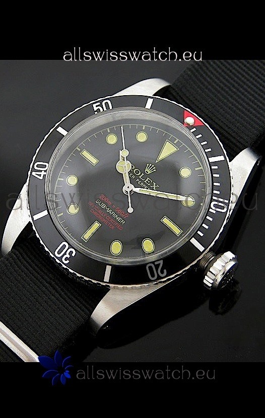 Rolex&nbsp;Submariner Swiss Replica Watch in Domed Crystal Black Nylon Strap